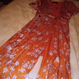 Beautiful ❤️ Retro-inspired dress